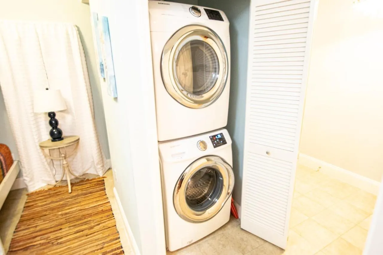 Semesterbostad Laketown 1824, 2 Bd And Bunk, Beautiful Ocean View, Amazing Amenities Panama City Beach