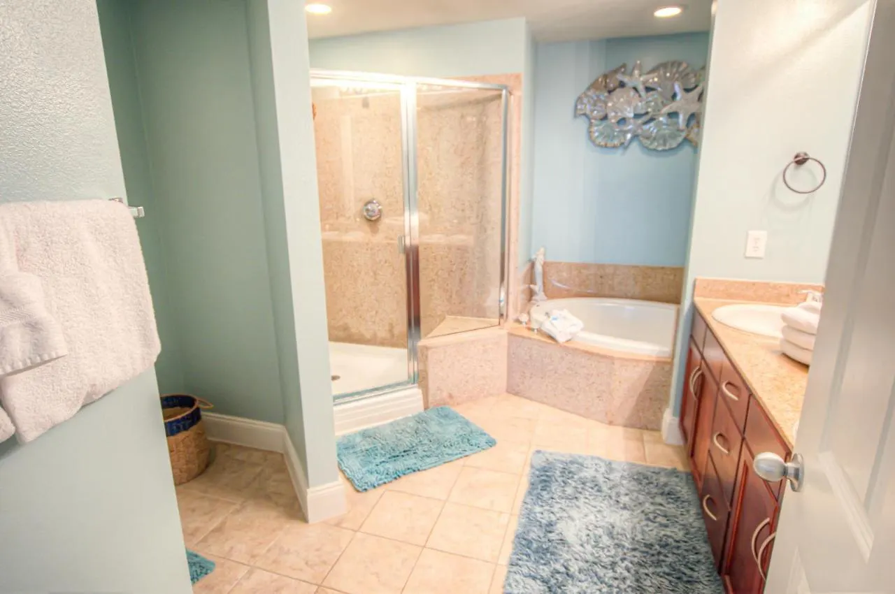 Laketown 1824, 2 Bd And Bunk, Beautiful Ocean View, Amazing Amenities Panama City Beach